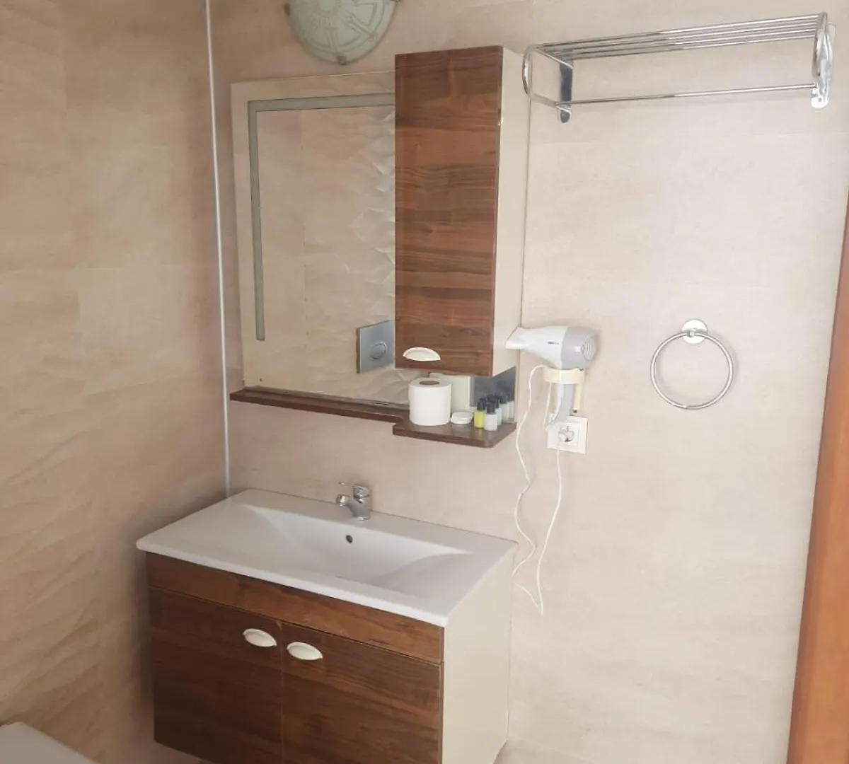 Demir Otel Kusadasi 2*,